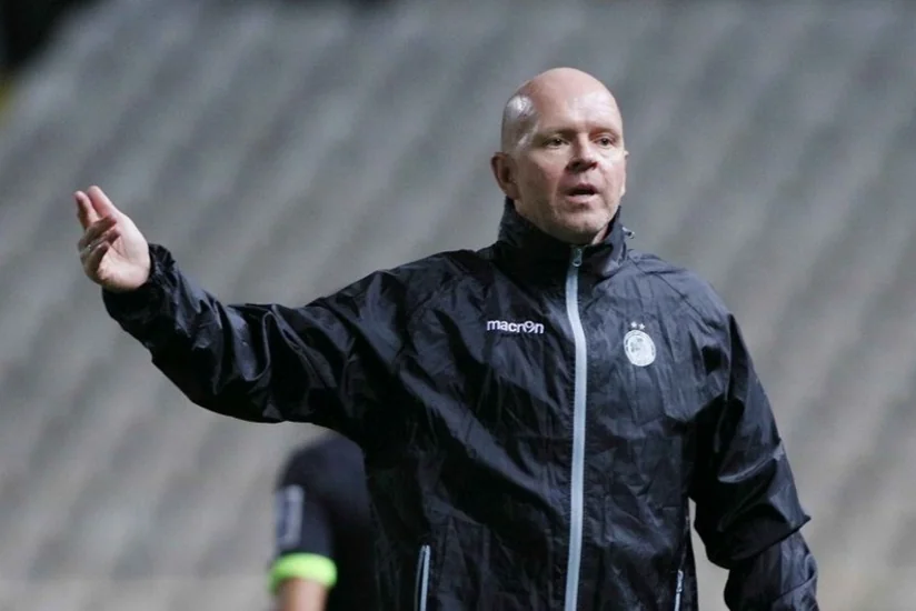 Omoniyanın baş məşqçisi: Qarabağ əla komandadır