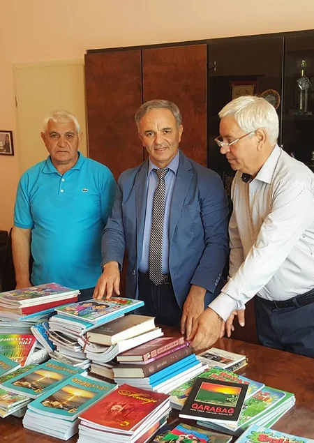 Əflatun Amaşov Marneulidəki Azərbaycanlıların Mədəniyyət Mərkəzində olub