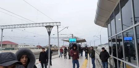 Bakı-Sumqayıt qatarının hərəkətində yaranmış problemin səbəbi məlum olub - YENİLƏNİB