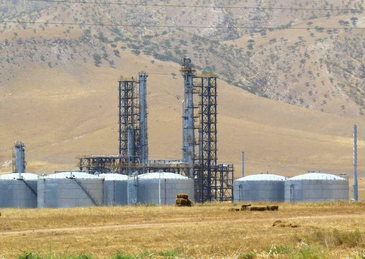 SOCAR поможет в запуске и обеспечении сырьем НПЗ в Таджикистане
