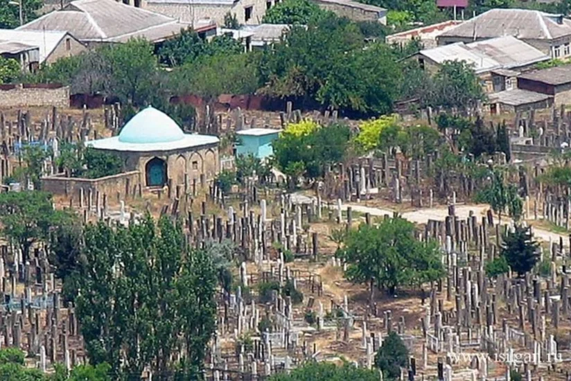 ​Dərbənddə dağıdılan türbə bərpa olunub