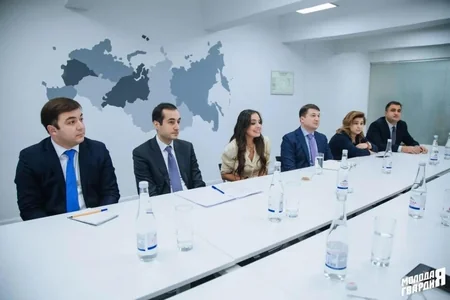 Heydər Əliyev Fondunun vitse-prezidenti Leyla Əliyeva Moskvada ikitərəfli görüşlər keçirib - FOTO