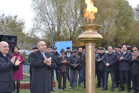 Kürdəmir və Tərtər rayonlarının daha iki kəndinə qaz verilib