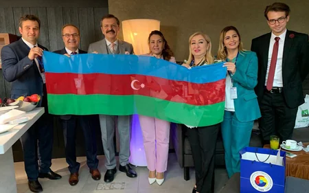 Azərbaycan sahibkarları Macarıstanda keçirilən biznes forumda iştirak edib