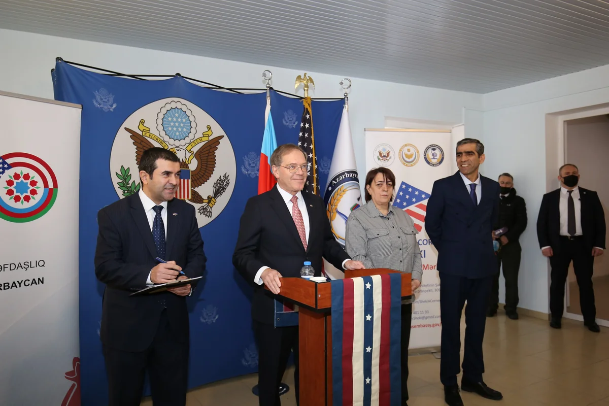 Şəkidə yeni “Amerika guşəsi” açılıb