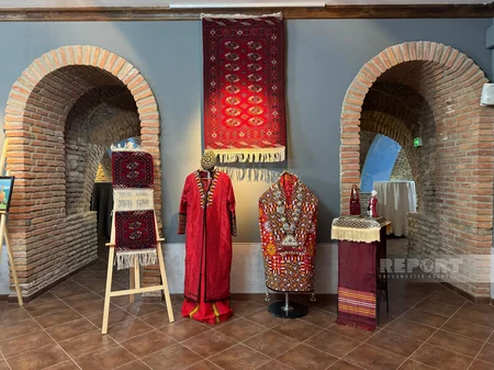 Tbilisidə Azərbaycan və Türkmənistan xalçaları sərgilənir
