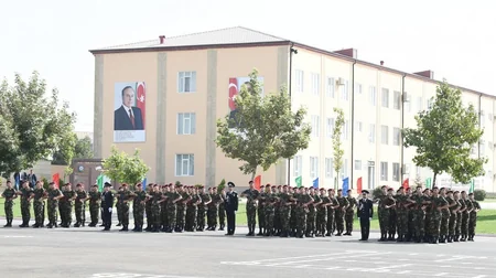 Prezident İlham Əliyev DTX-nin N saylı hərbi hissəsində gənc əsgərlərin andiçmə mərasimində iştirak edib - YENİLƏNİB - FOTO
