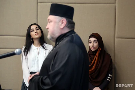Bakıda Digər dinləri necə təsəvvür edirəm adlı sərgi keçirilib