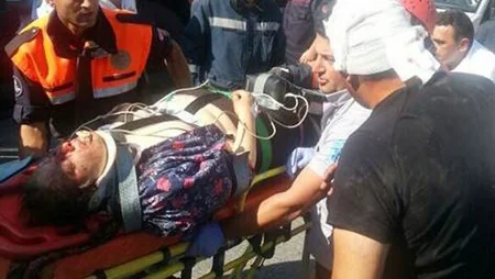 İstanbulda mikroavtobus aşıb: 1 ölü, 12 yaralı - FOTO