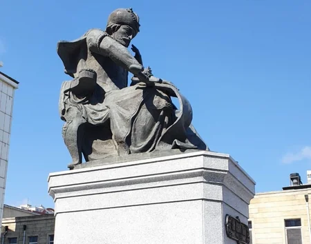 Xətainin heykəlinin köçürülmə səbəbi açıqlandı - FOTO