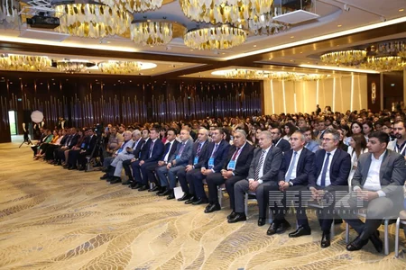Dünyadakı Azərbaycanlı Təbiblərin Simpoziumunun bağlanış mərasimi keçirilib
