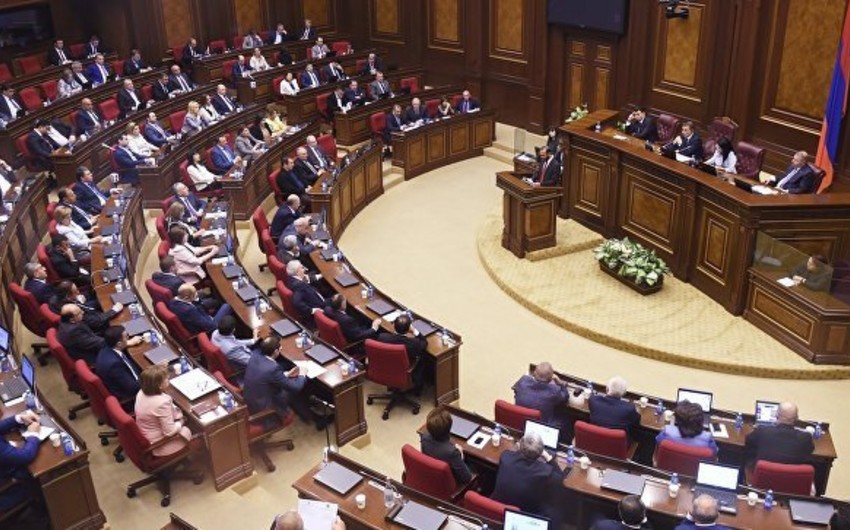 Ermənistan parlamenti buraxılır