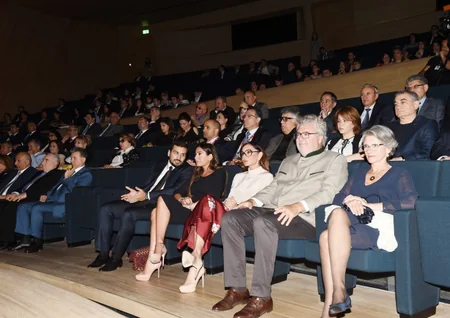 ​Paytaxtda “Hədəf Bakıdır. Hitler neft uğrunda döyüşü necə uduzdu” filmi təqdim olunub