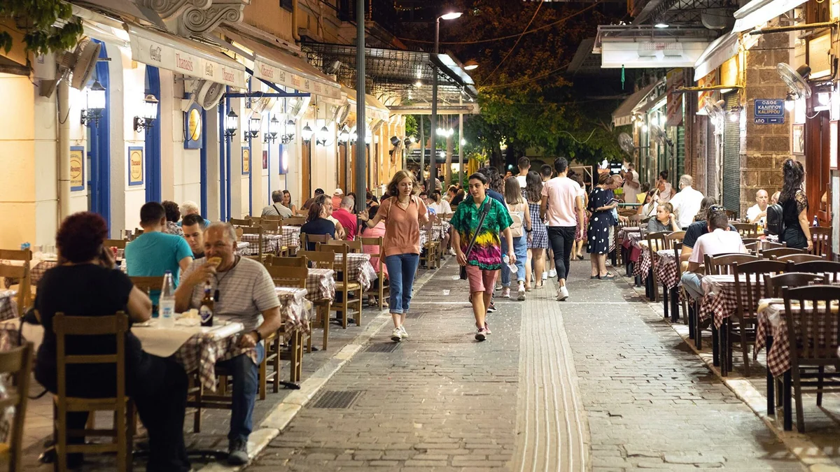 Yunanıstanda karantin rejimi uzadıldı