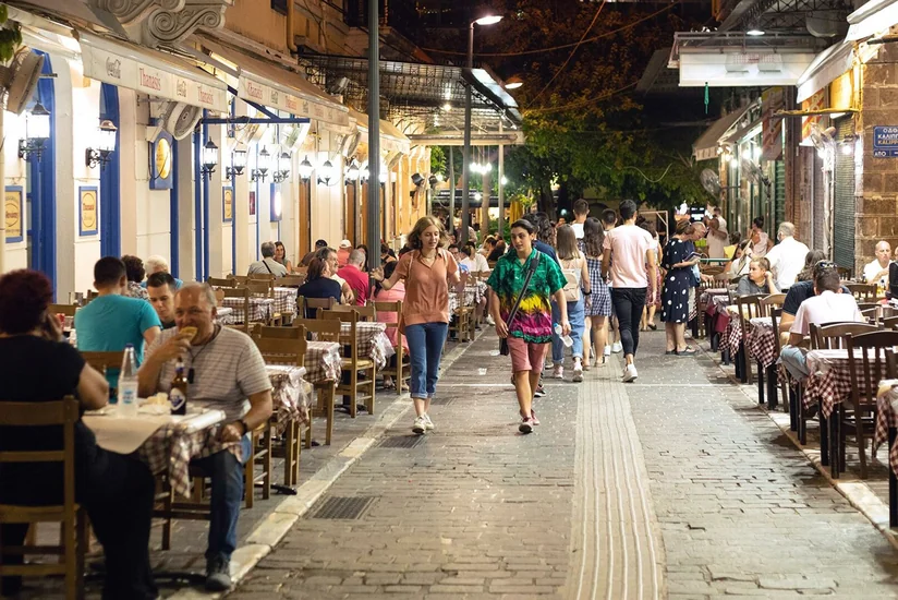 Yunanıstanda karantin rejimi uzadıldı