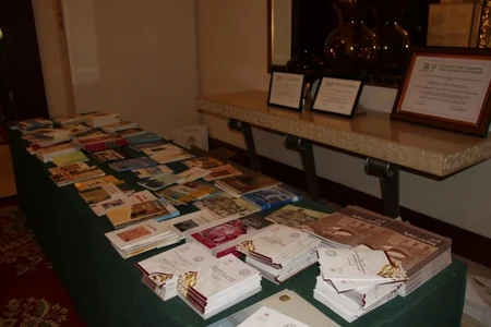 Omanda İSESCO mədəniyyət nazirlərinin konfransı çərçivəsində sərgi açılıb
