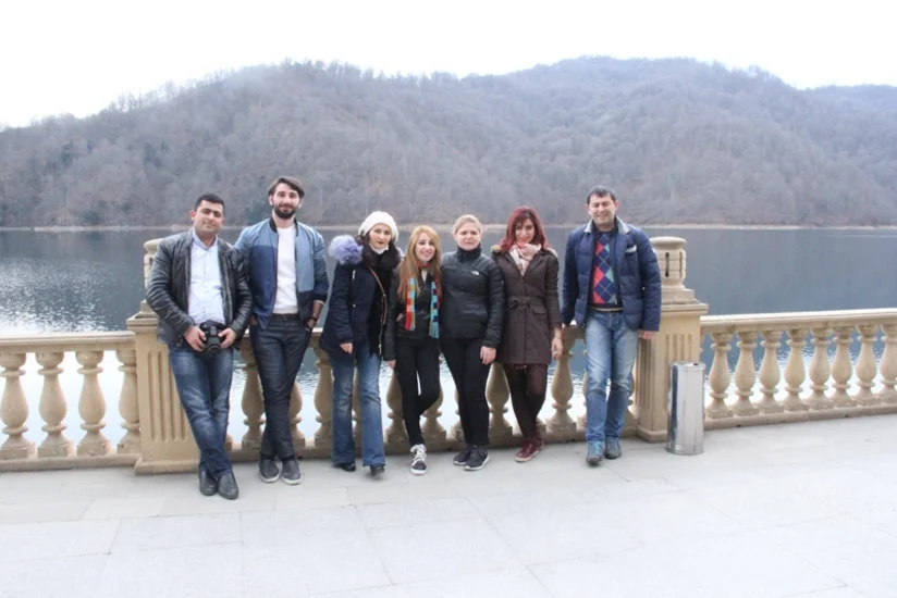 ​KİV nümayəndələri Gəncədə tarixi abidələri ziyarət ediblər