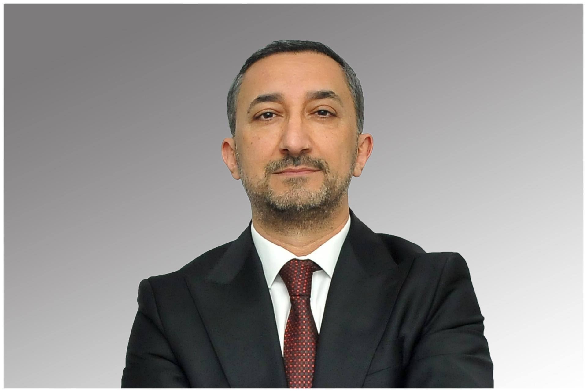 Rövşən Əmircanov