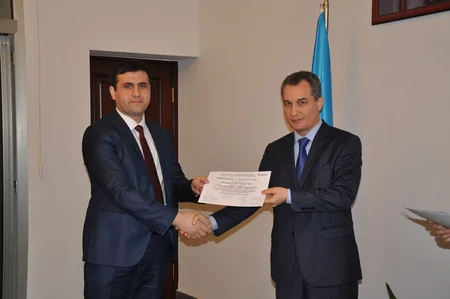 SOCAR-ın əməkdaşlarına sertifikatlar təqdim edilib