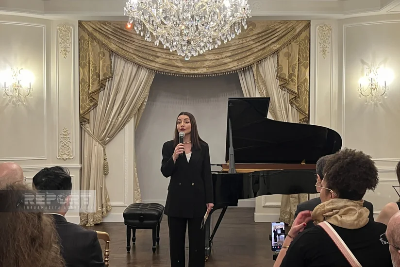 Parisdə 20 Yanvar şəhidlərinin xatirəsi anılıb