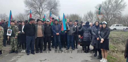 Vətən müharibəsi şəhidinin xatirəsinə inşa edilən abidənin açılışı olub