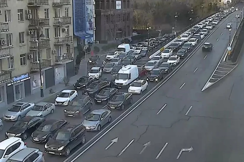 Bakının bir sıra yollarında tıxac müşahidə edilir - SİYAHI