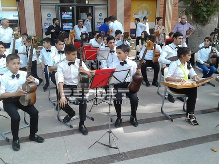 Gəncədə Azərbaycan teatrının 143-cü mövsümünün açılış mərasimi başlayıb