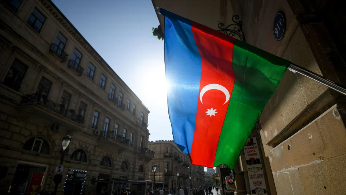 Bayraq Gününə olan hava proqnozu açıqlanıb