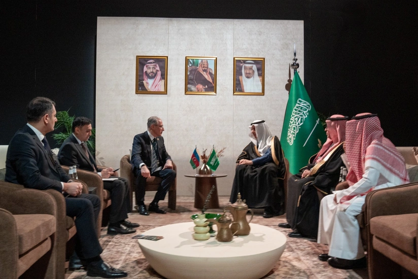 Muxtar Babayev COP16-nın prezidenti ilə iqlimin maliyyələşdirilməsini müzakirə edib