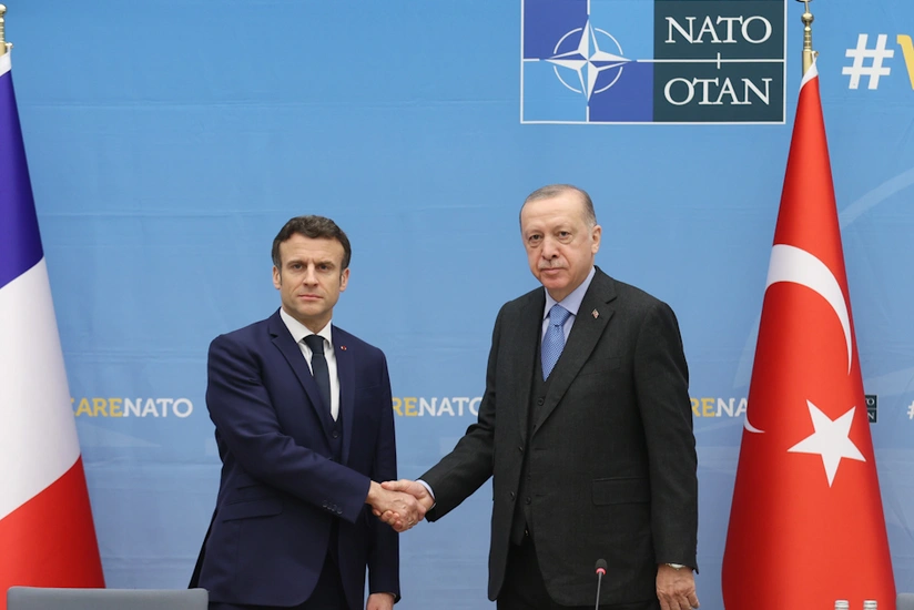 Ərdoğan Makronla regional məsələləri müzakirə edib