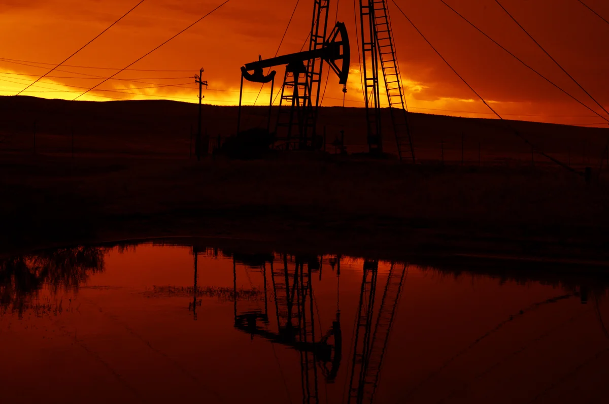 Нефть резко подешевела