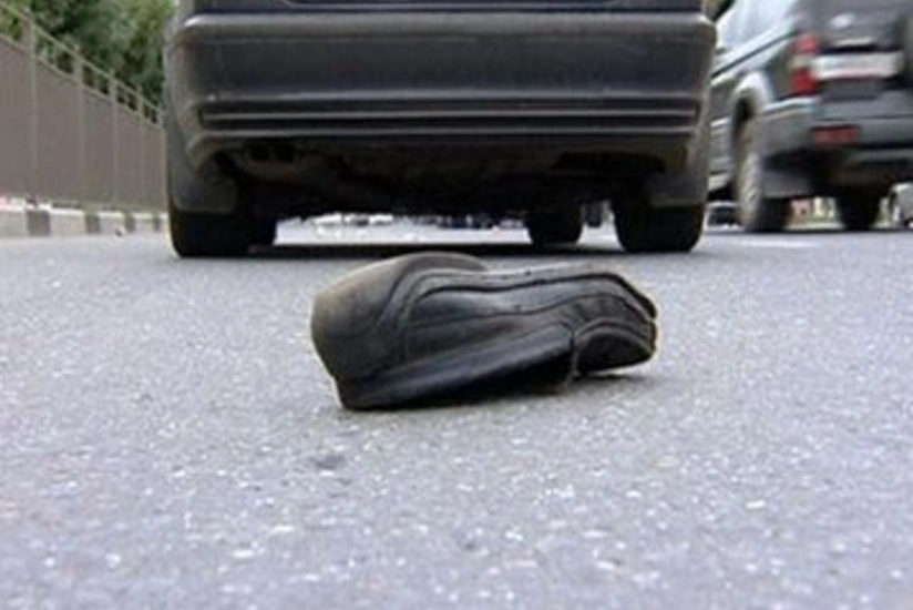 Füzulidə avtomobil piyadanı vuraraq öldürüb