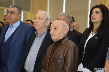 YAP-da İmadəddin Nəsiminin 650 illik yubileyi ilə bağlı sərgi açılıb - FOTO