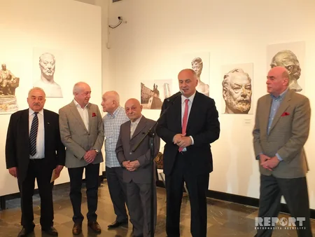 Tbilisidə Azərbaycan və Gürcüstanın məşhur heykəltəraşlarının əsərlərinin fotosərgisi açılıb