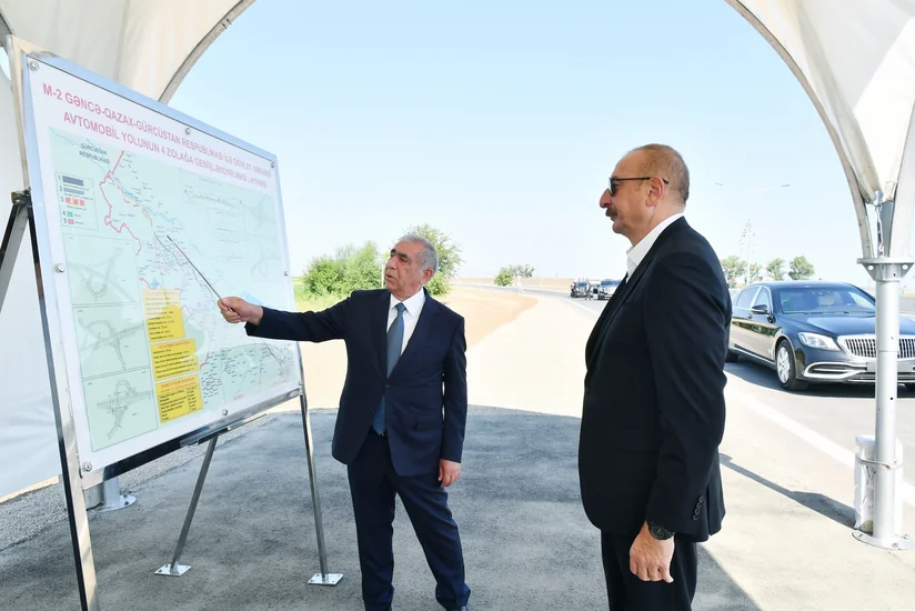 Президент Ильхам Алиев принял участие в открытии автодороги Гянджа-Газахбейли протяженностью 102 километра