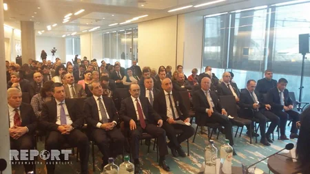 Amsterdamda Azərbaycan mediası və diasporunun debatı keçirilib
