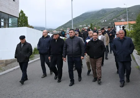 Siyasi partiya nümayəndələri Laçına səfər ediblər - YENİLƏNİB