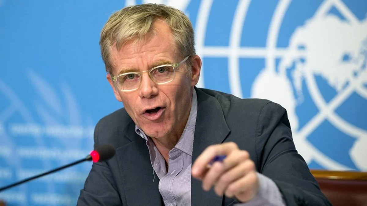 ÜST-dən Fransa prezidenti Emmanuel Makrona etiraz