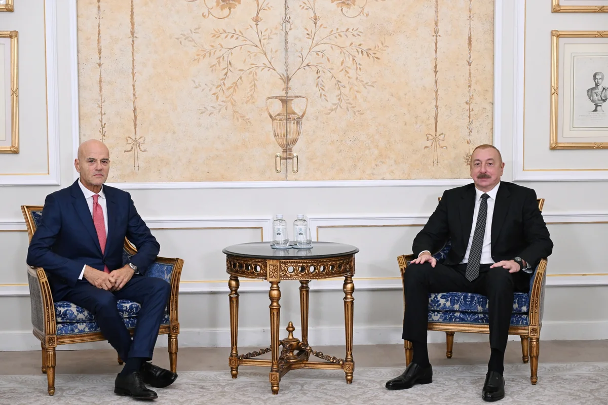 Prezident İlham Əliyev Romada İtaliyanın “Eni S.P.A” şirkətinin baş icraçı direktoru ilə görüşüb - YENİLƏNİB