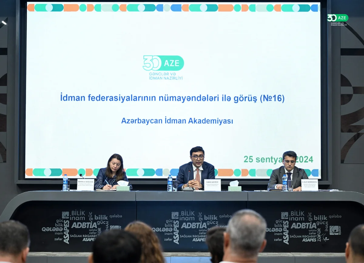 Fərid Qayıbov növbəti dəfə idman federasiyalarının nümayəndələri ilə görüşüb