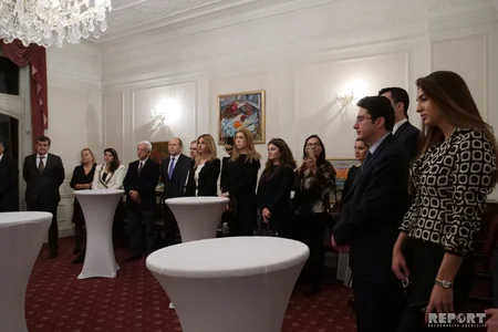 Londonda ümummilli lider Heydər Əliyevin xatirəsi anılıb - VİDEO