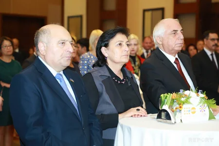 Əli Əhmədov: Azərbaycan hökuməti BMT-nin Əhali Fondunun Azərbaycandakı işini yüksək qiymətləndirir