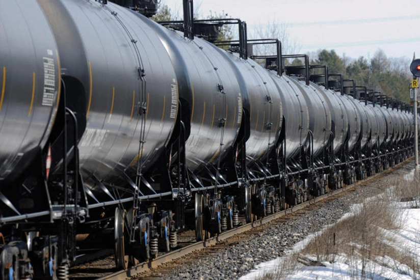 Iran in Vienna talks to ask to lift restrictions on oil sales