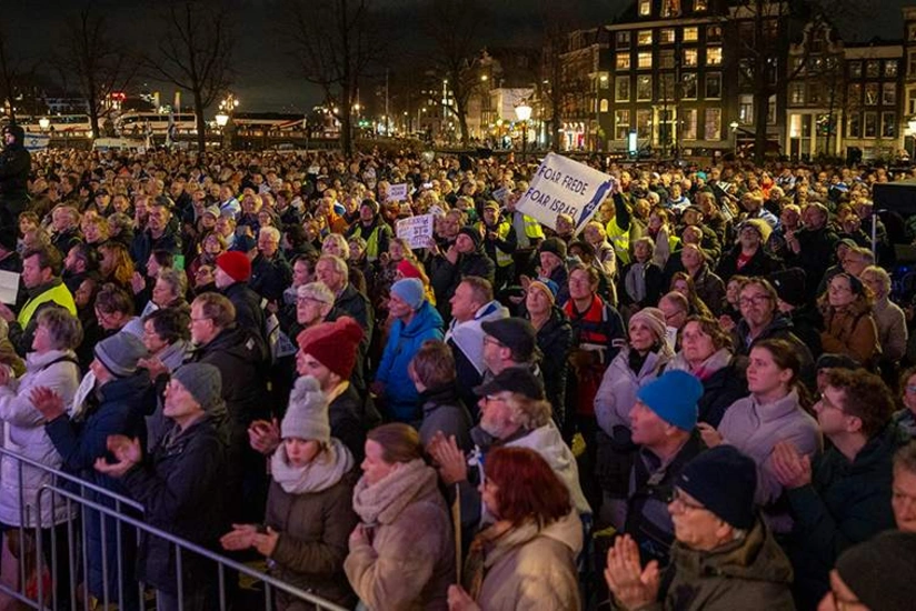 Niderlandda antisemitizmə qarşı aksiya keçirilib