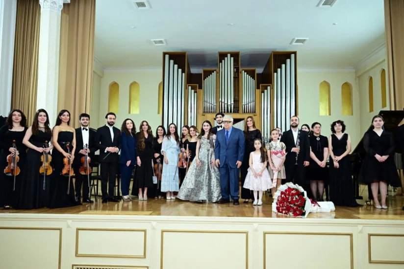 Leyla Aliyeva watches concert of students and youth at Baku Music Academy