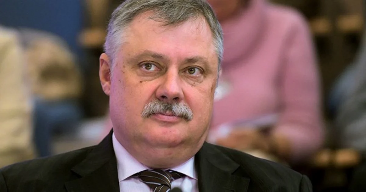 Дмитрий Евстафьев: У американской оппозиции недостаточно внутриполитических тем для дискредитации Трампа - МНЕНИЕ