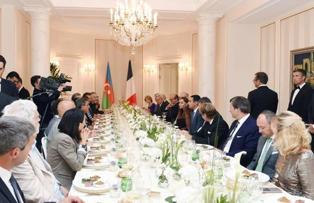 Parisdə “Azərbaycan şəhərciyi”nin rəsmi açılışı olub