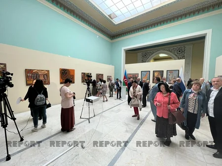 Moskvada azərbaycanlı rəssamın sərgisi açılıb