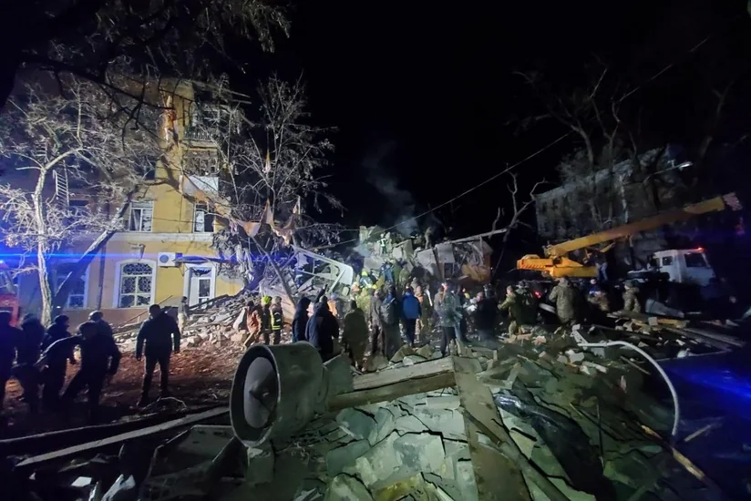 Russian missile destroys Ukrainian apartment building; 3 dead, say police