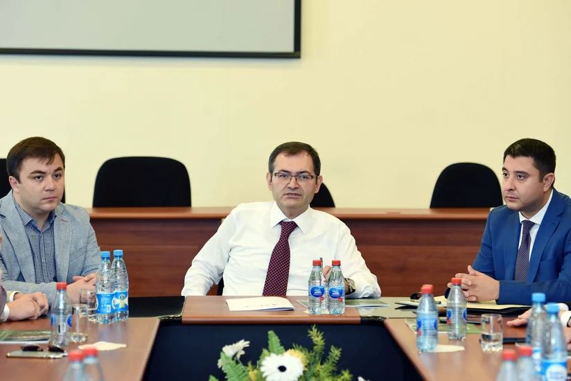İntiqam Babayev rusiyalı gənclərlə görüşüb